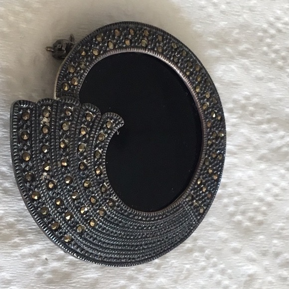 Pin/brooch - Picture 1 of 2